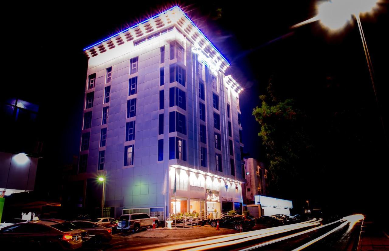 Signature Hotel Jeddah Exterior photo